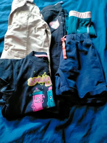 Lot vêtements fille 3 ans
