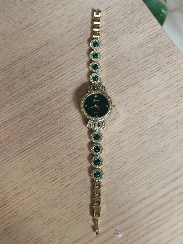 Montre bracelet doré, vert, style royal - photo numéro 4