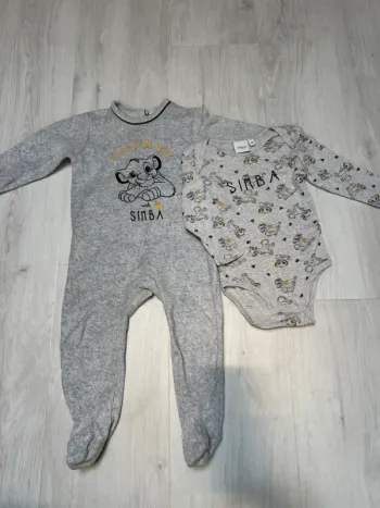 Lot pyjama et body manches longues Simba 18 mois