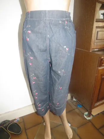 Pantacourt taille 5 femme 