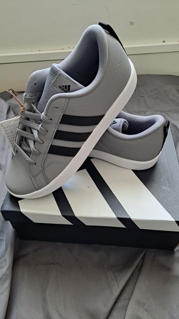 Baskets adidas 