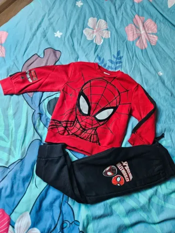 Ensemble spiderman