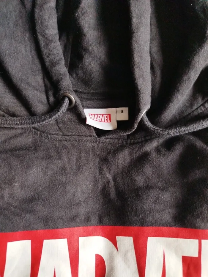 Pull à capuche Kiabi taille S Marvel - photo numéro 2
