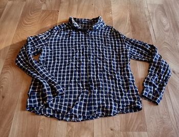 chemise kiabi noir à carreaux moutarde et doré taille 12 ans