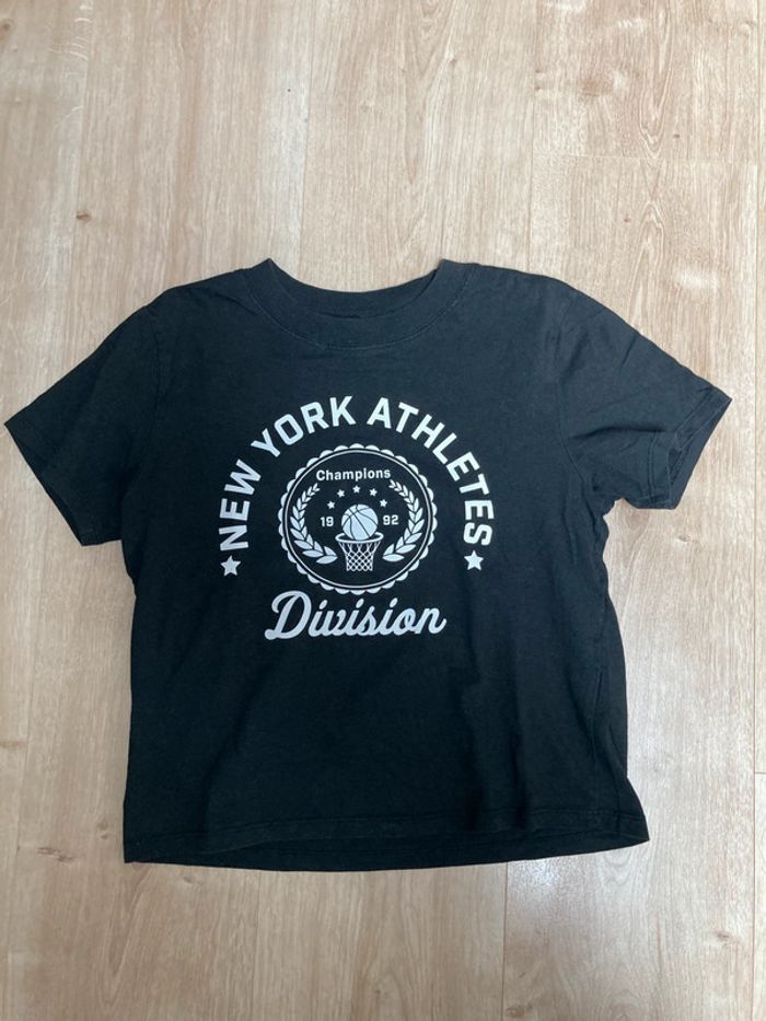 TEE shirt Divided XS