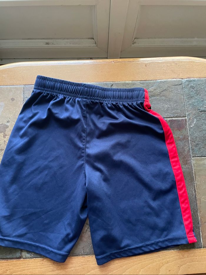 Short et maillot foot - photo numéro 8