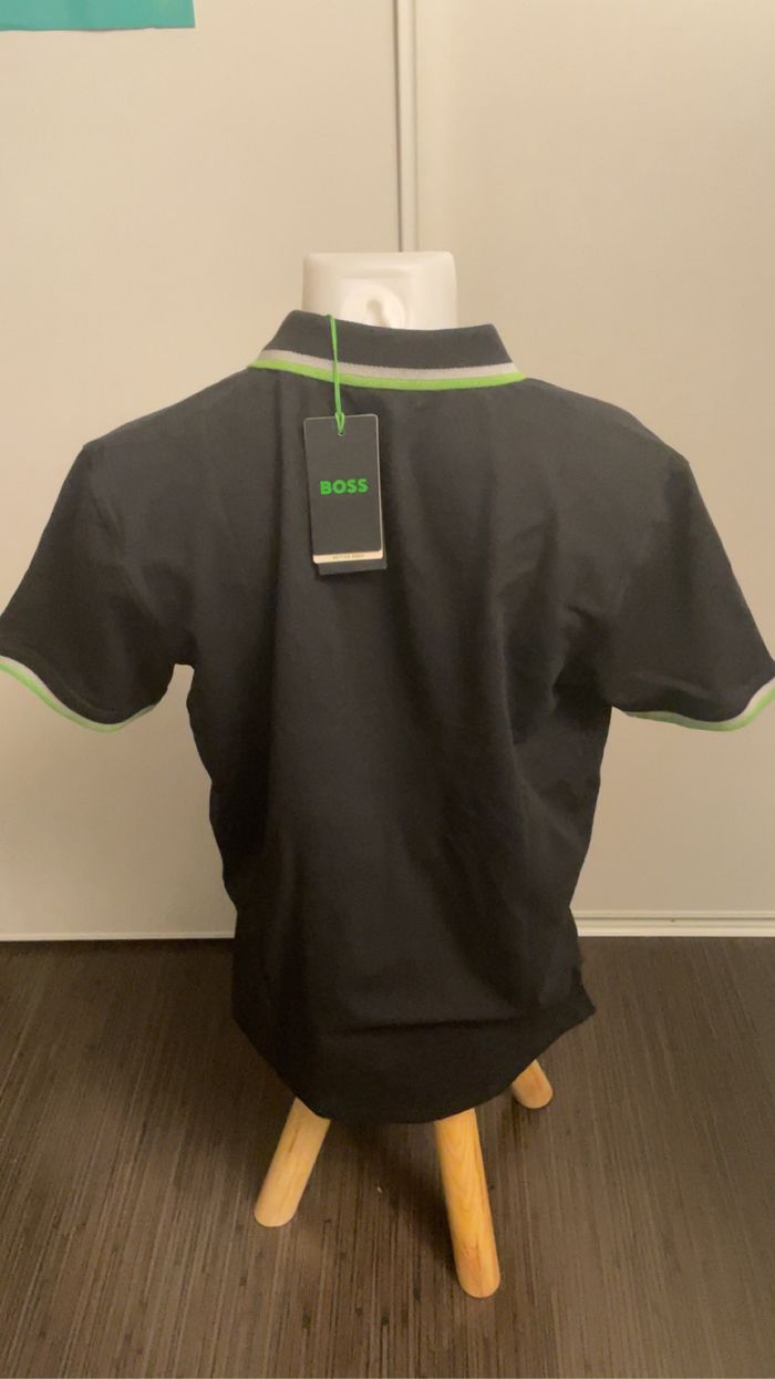 Polo Hugo Boss noir et vert fluo, taille L, neuf avec étiquettes - photo numéro 4
