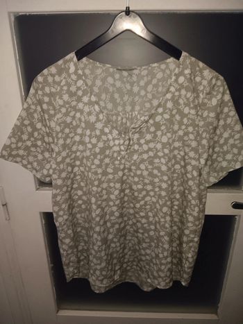 Blouse fleurie légère 40/42