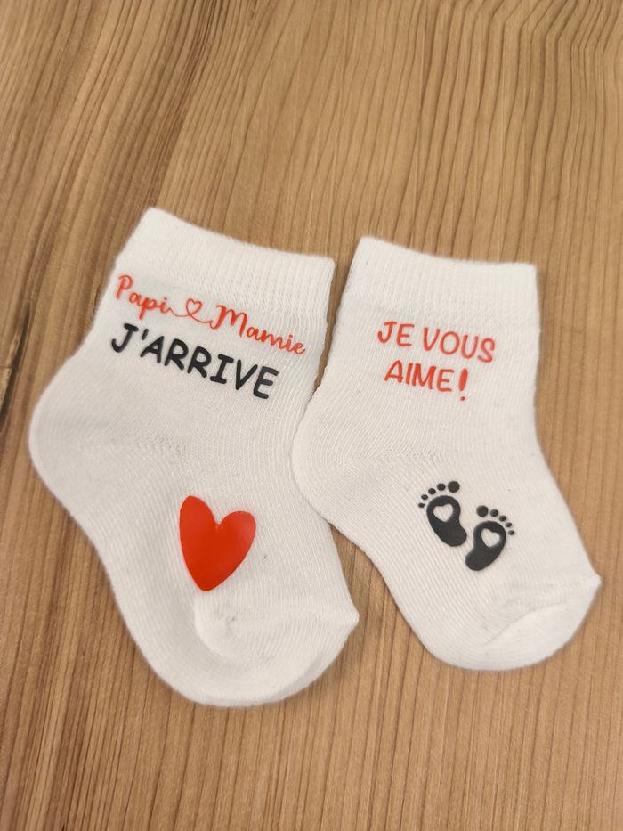Chaussettes annonce grossesse cadeau mamie papi j'arrive - photo numéro 3