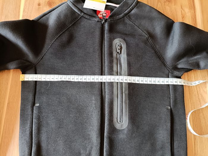 Gilet Nike enfant taille 8-10 ans - photo numéro 9