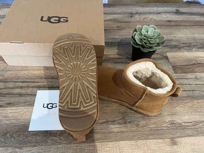 Boots Ugg Ultra Mini Chestnut - photo numéro 2