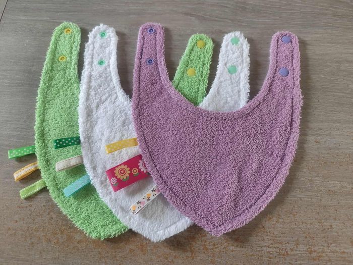 Lot de 3 bavoirs bandana réversibles - photo numéro 6