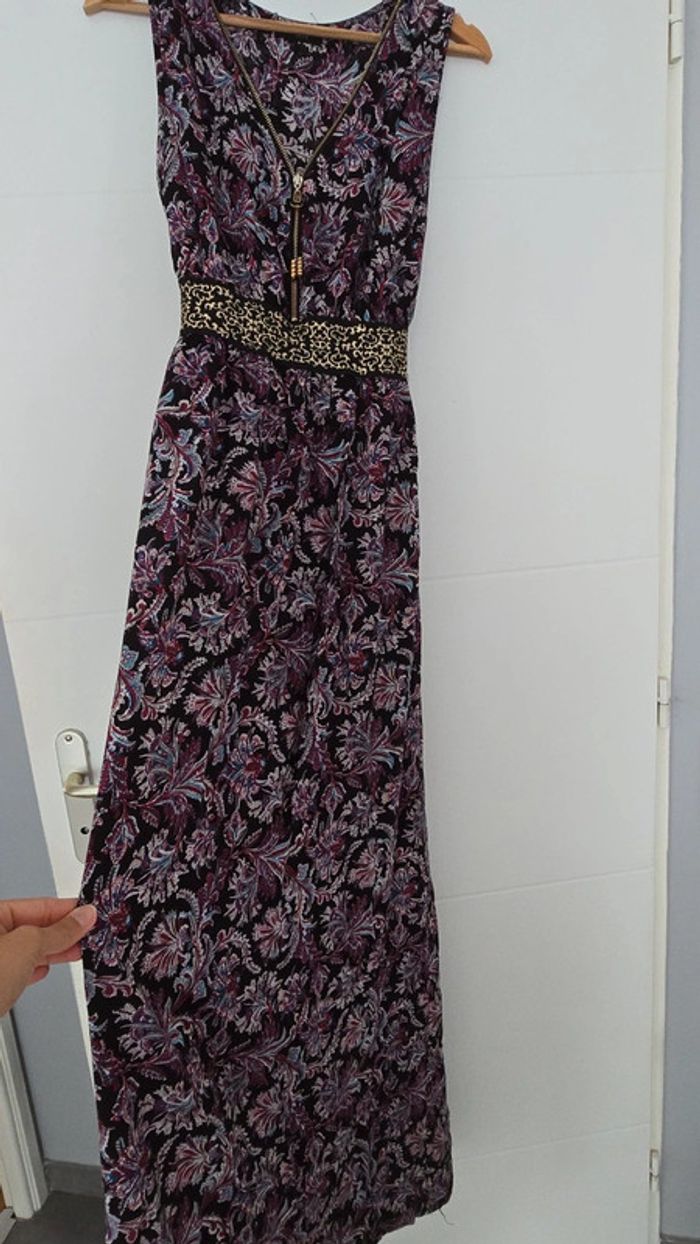 Robe longue mauve et noir - photo numéro 2