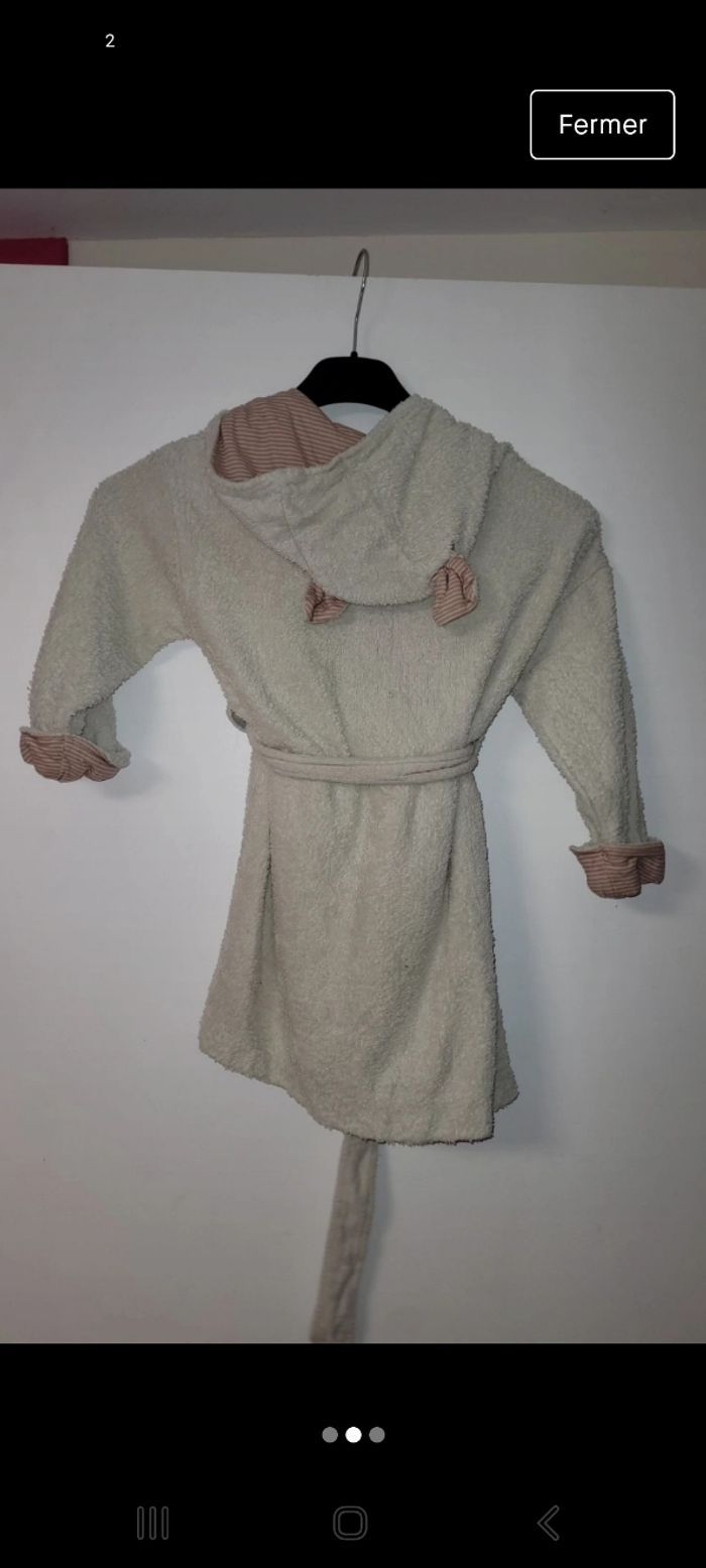 Peignoir fille disney winni l ourson 2 ans - photo numéro 2