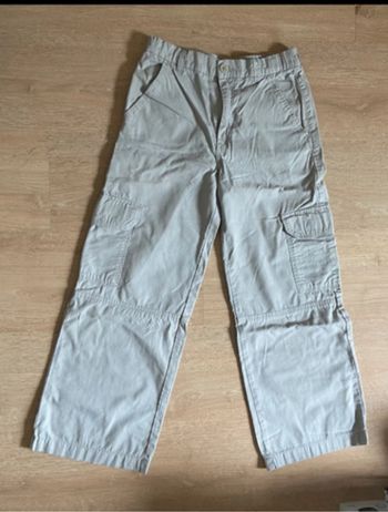 Pantalon style cargo