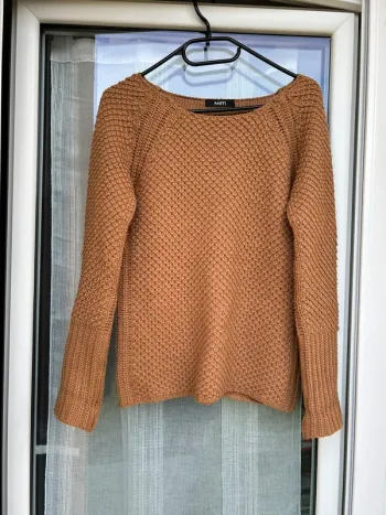Pull marron