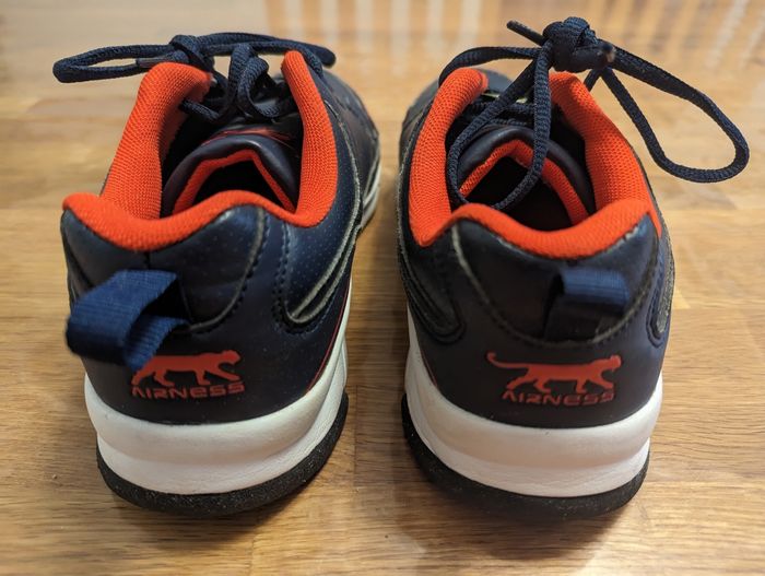Chaussures garçon pointure 39 Airness très bon état - photo numéro 2