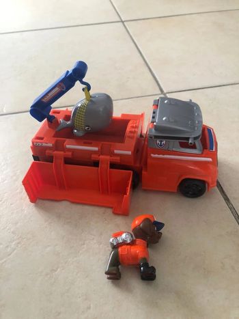 Zuma camion rescue truck