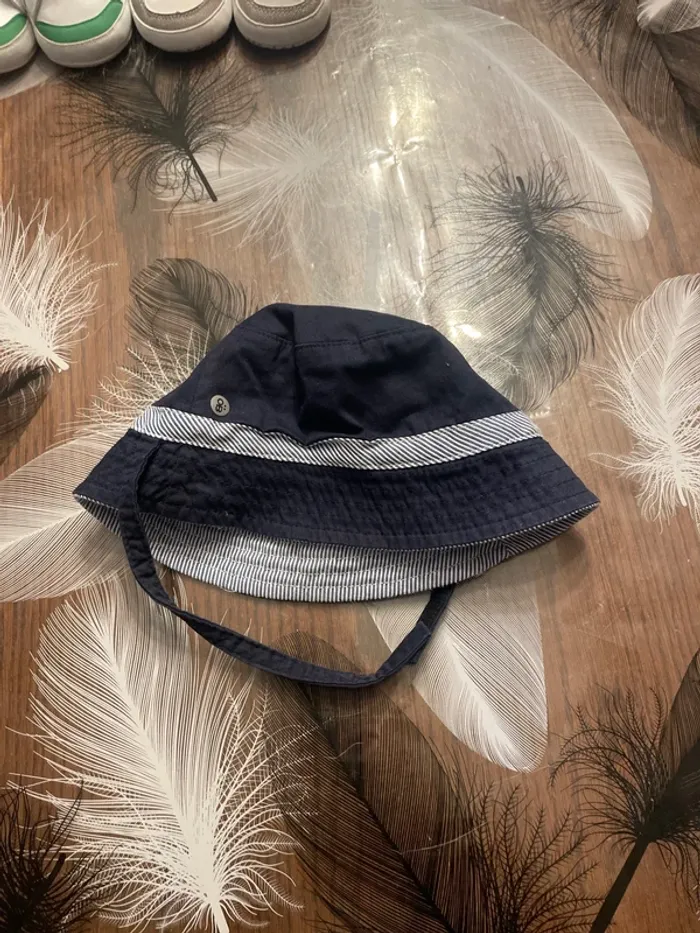 Chapeau réversible