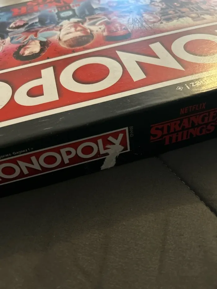 Monopoly Stranger things - photo numéro 2