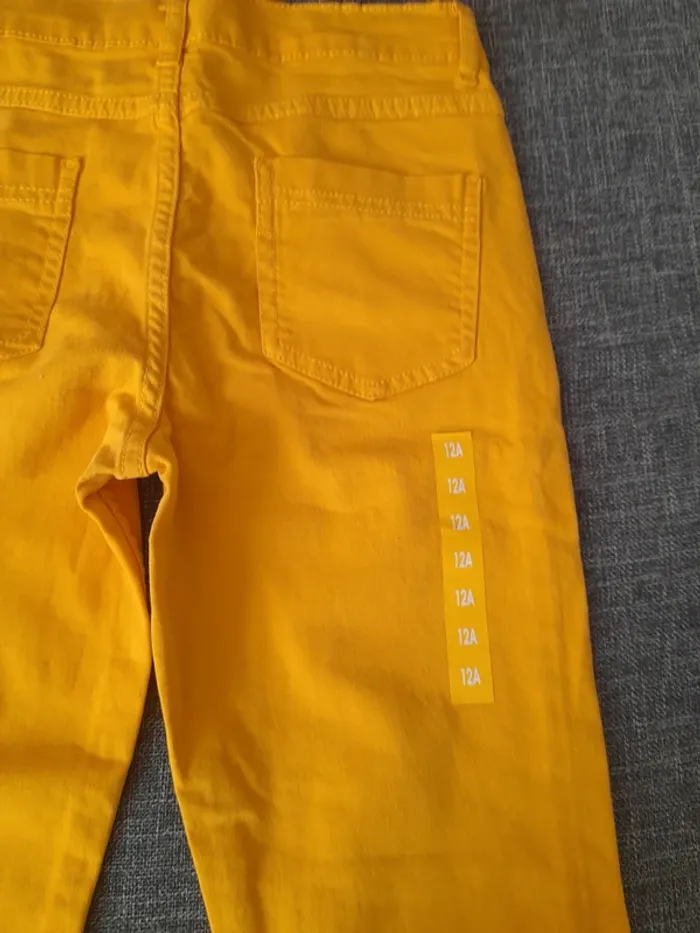 Pantalon jaune - photo numéro 9