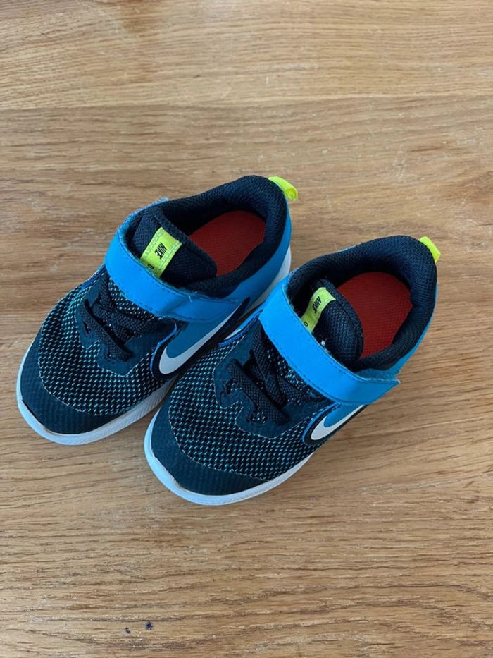 Basket Nike bleu 25 - photo numéro 4