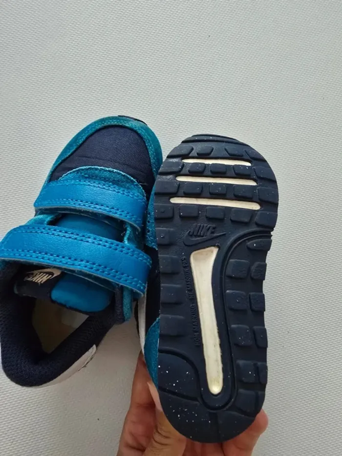 Basket nike bleu canard - photo numéro 3