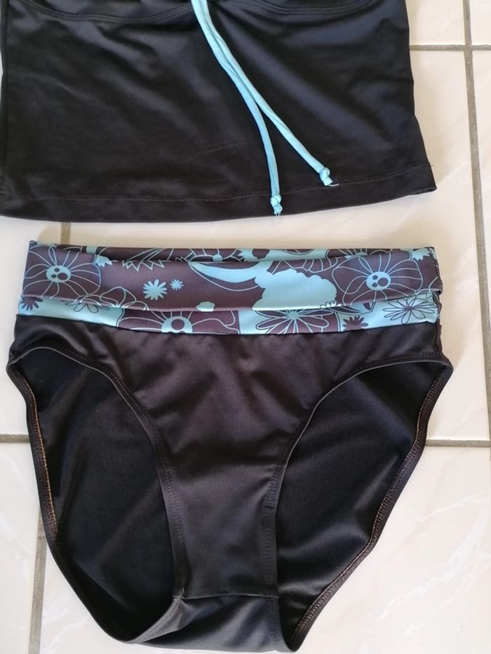 Maillot de bain 2 pièces - photo numéro 2