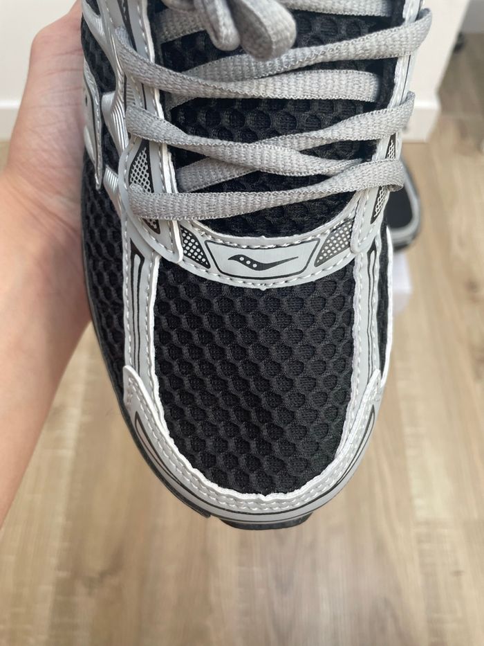 Saucony omni 9 black - photo numéro 3
