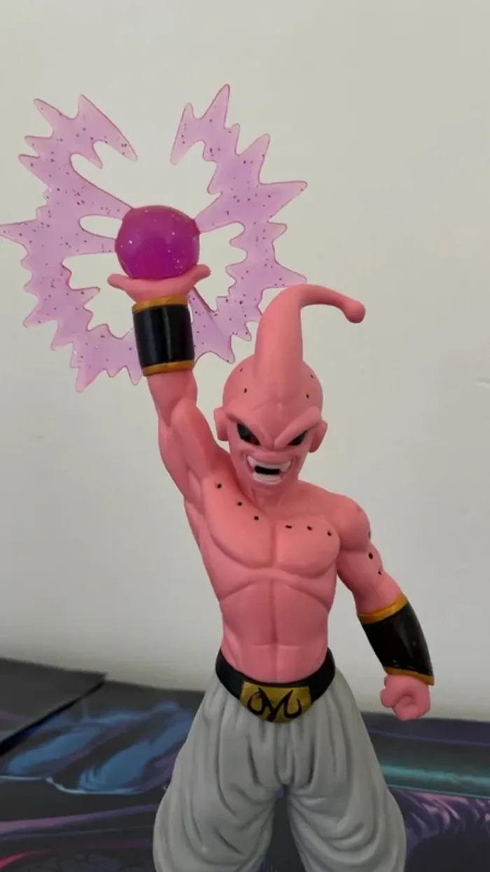 Dragon Ball Z - Majin Buu - photo numéro 5