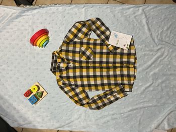 chemise manches longues à carreaux gris et jaune 14 ans NPO