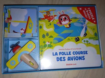 Coffret puzzle, livre et avion en bois La folle course des avions Auzou
NEUF