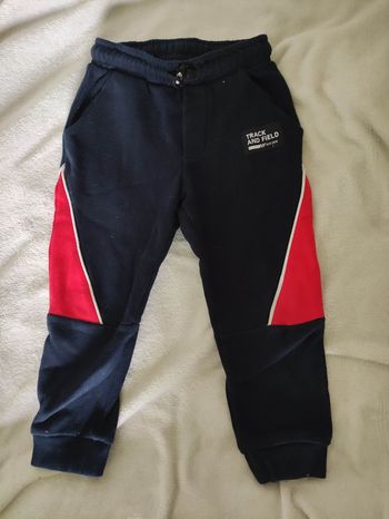 Pantalon survêtement 4 ans 