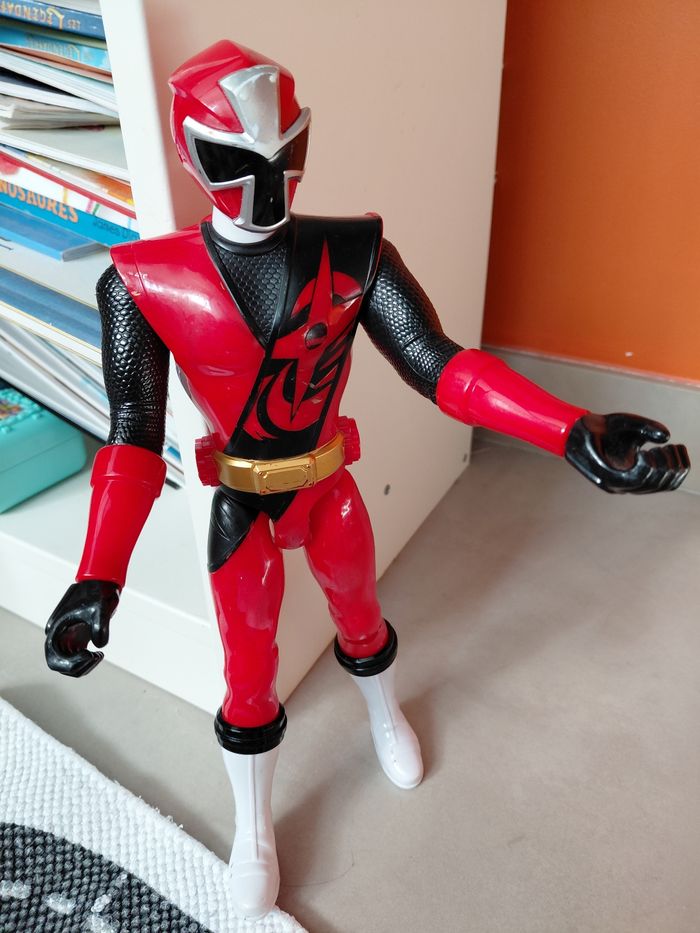 Lot de 4 grandes figurines POWER RANGERS - photo numéro 3