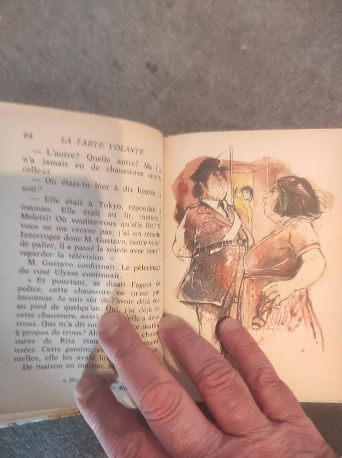 La tarte volante Gianno Rodari Bibliothèque Rose cartonnée 1979 - photo numéro 4