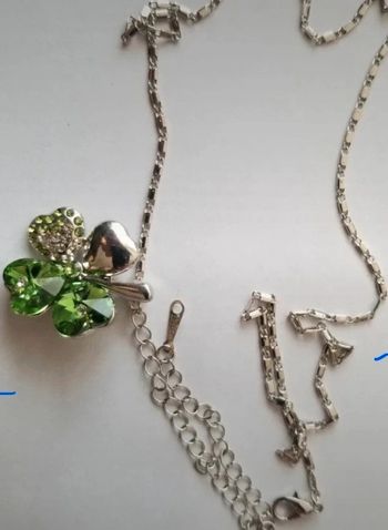 Joli collier irlandais St Patrick