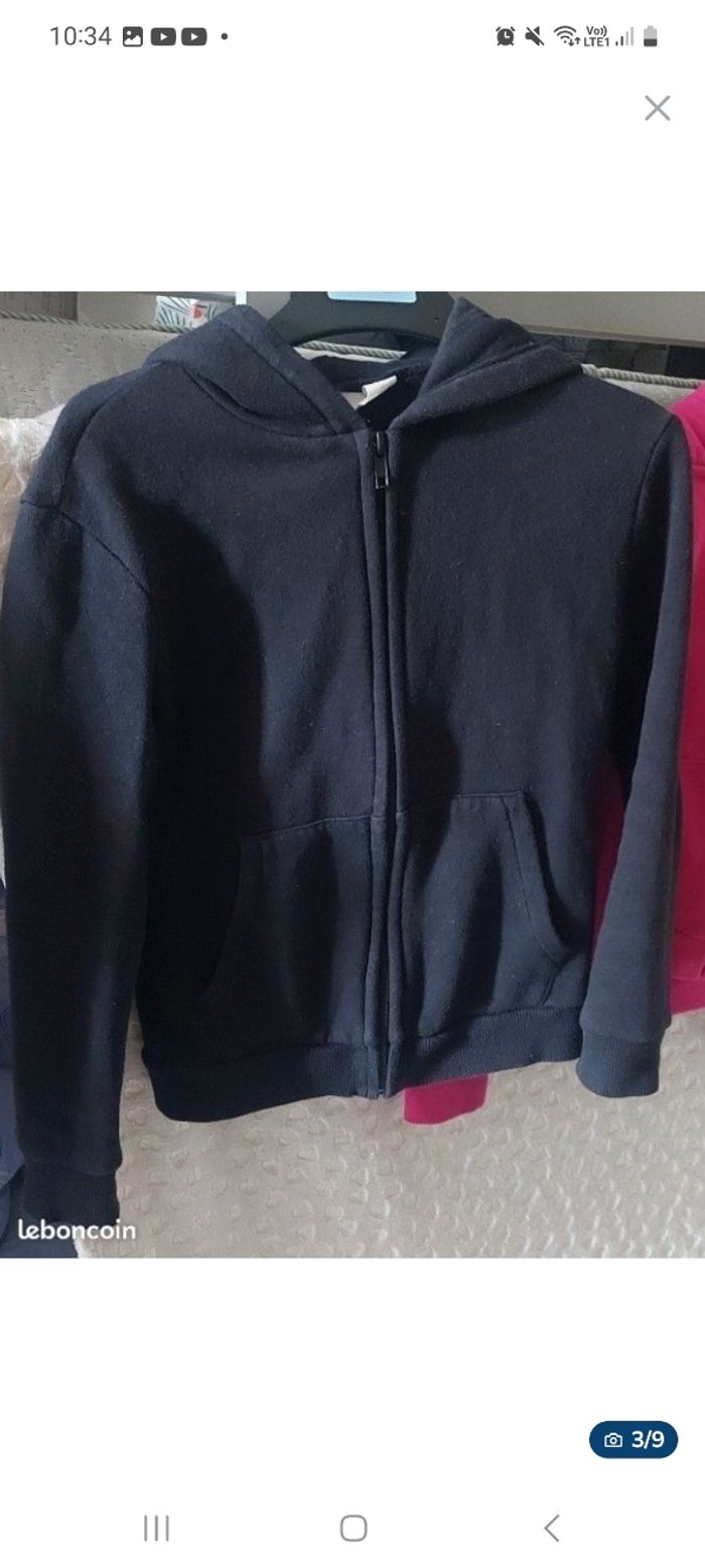 Lot se 4 sweats à capuche taille 8 ans - photo numéro 3