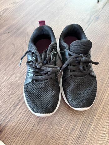 Baskets à lacets