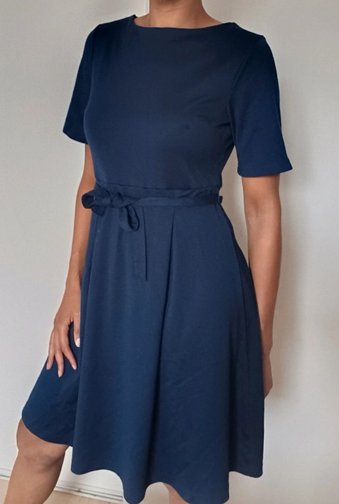 Robe bleu élégante