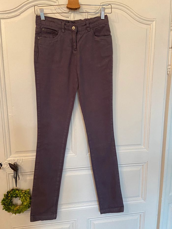 Jean slim mauve /violine Cyrillus taille 16 ans.