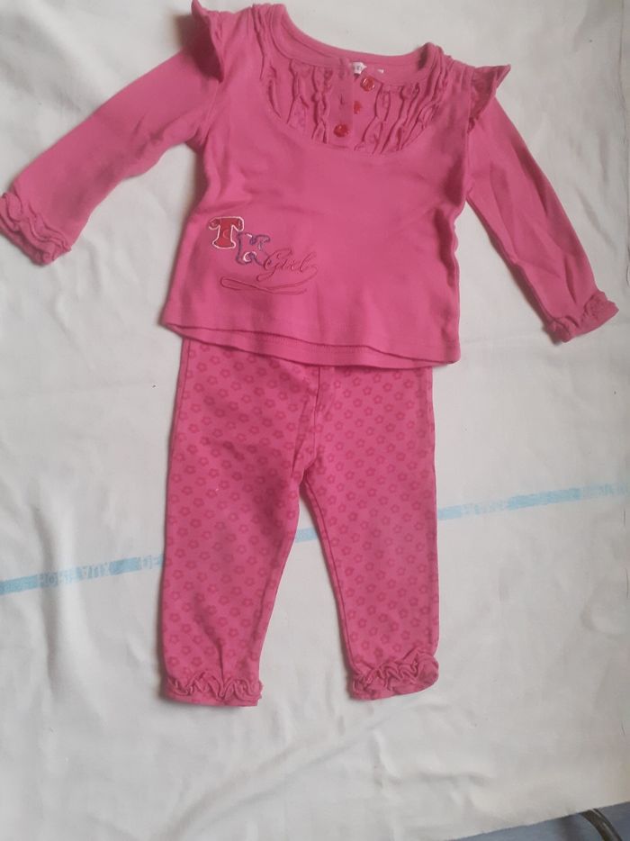 Ensemble sweet framboise et legging framboise motif fleurs