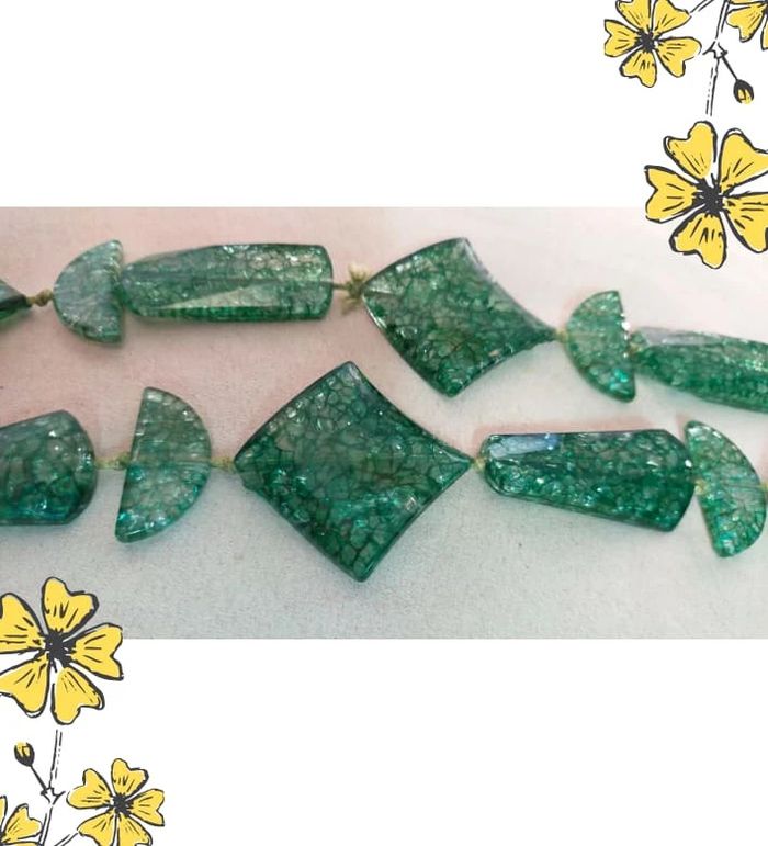 Collier vintage géométrique – Vert transparent craquelé | Collection Émeraude Urbaine - photo numéro 5