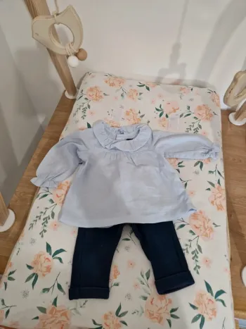 Ensemble bébé fille jean's + tunique kiabi
