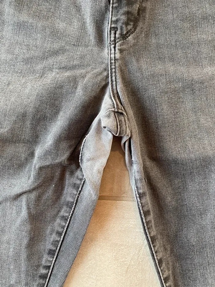 Jeans levis noir - photo numéro 2