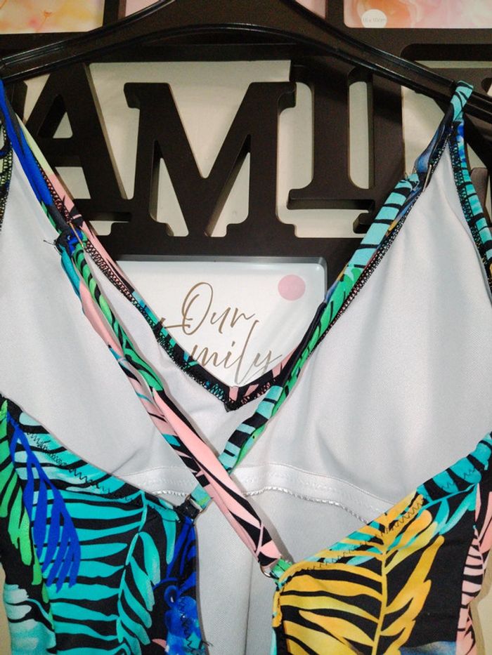 Joli maillot de bain tropical taille M 38 - photo numéro 5