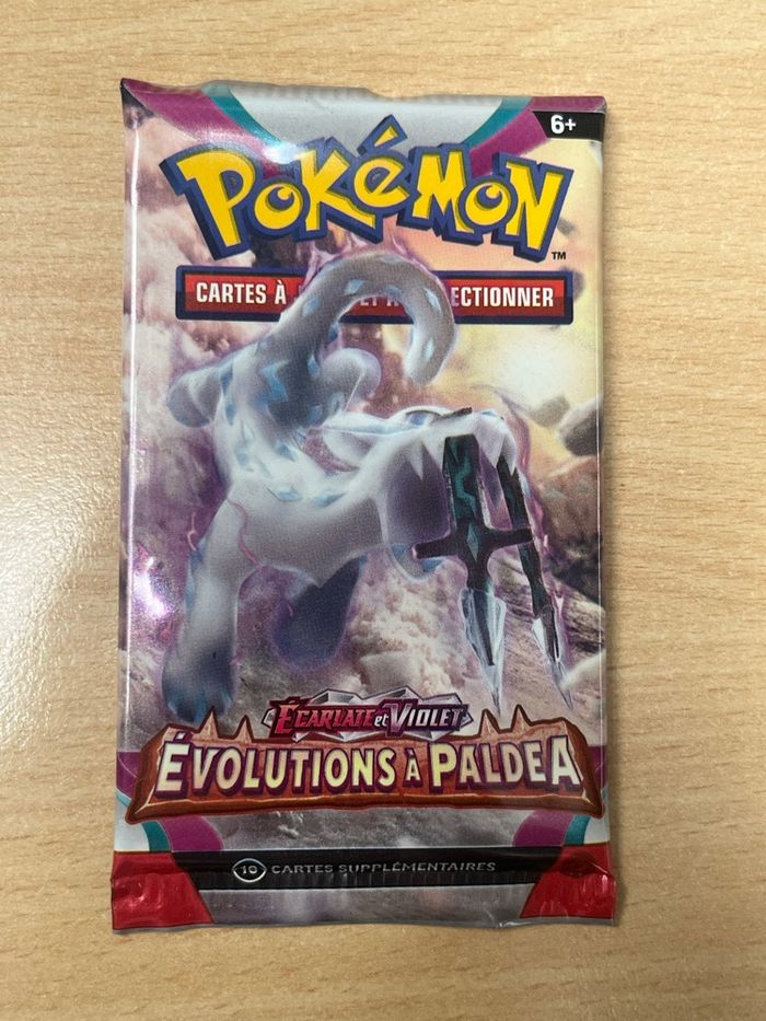 Booster Pokémon Evolutions à Paldea neuf
