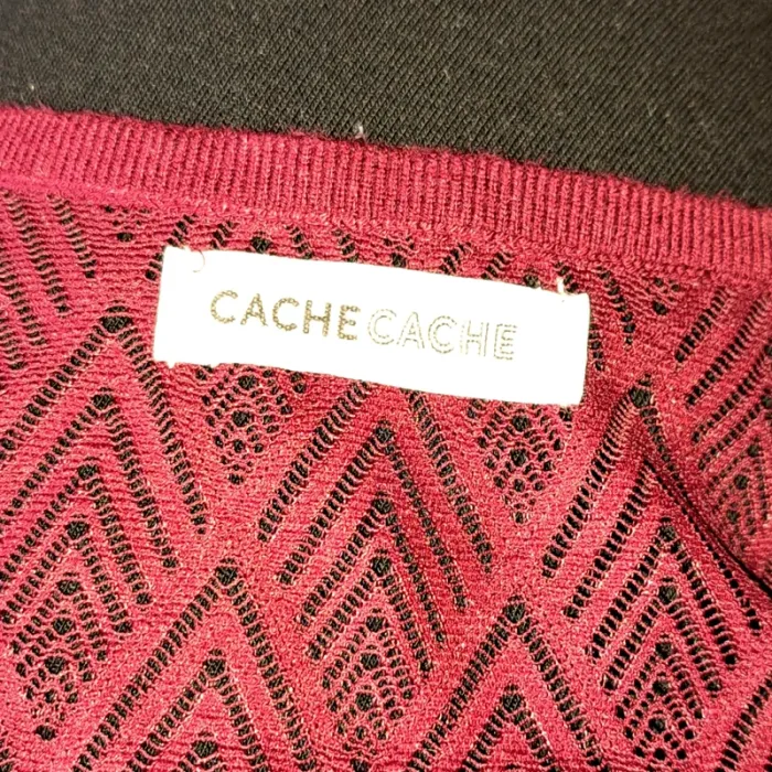 Pull cache cache - photo numéro 4