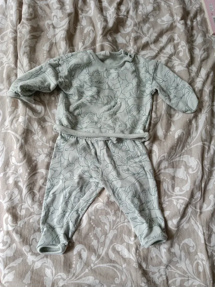 Ensemble H&M vert animaux de la forêt 74cm