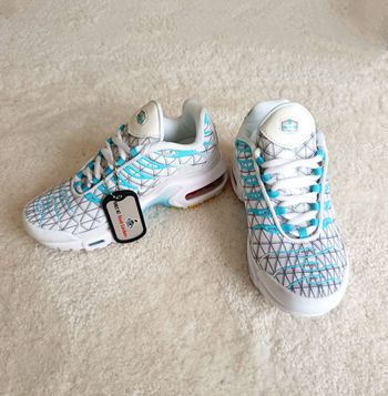 Baskets enfant garçon Nike TN bleu turquoise blanc Marseille OM 30 neuf 