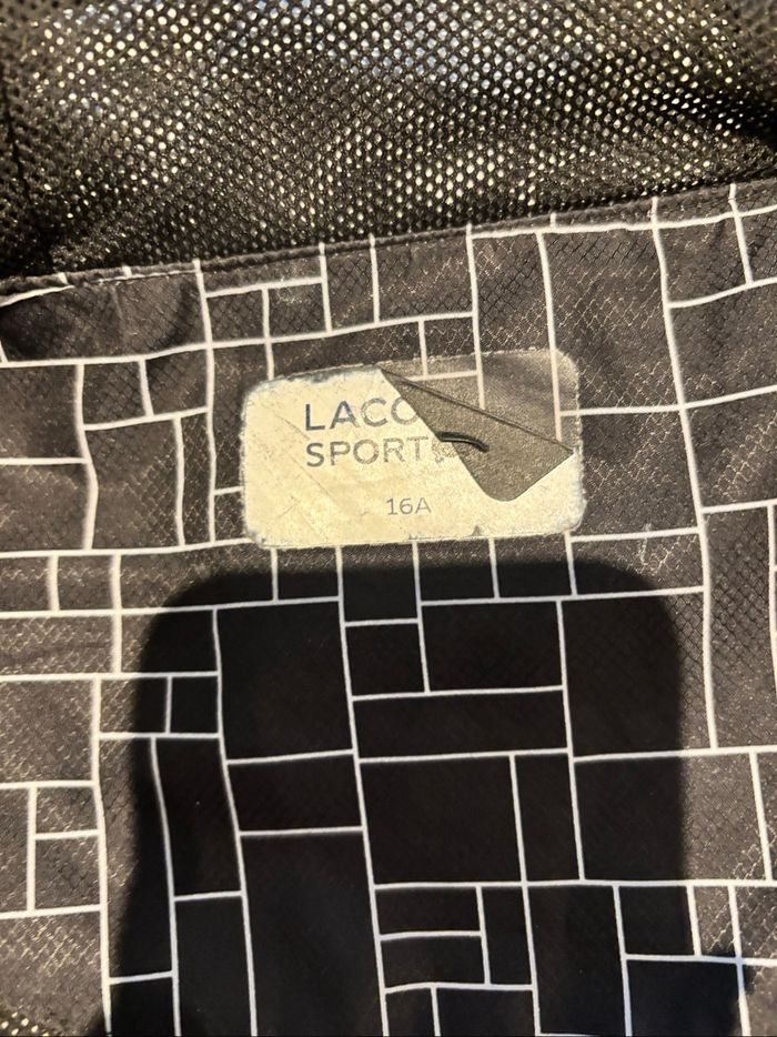 Veste coupe vent noire garçon Lacoste taille 16 ans - photo numéro 4